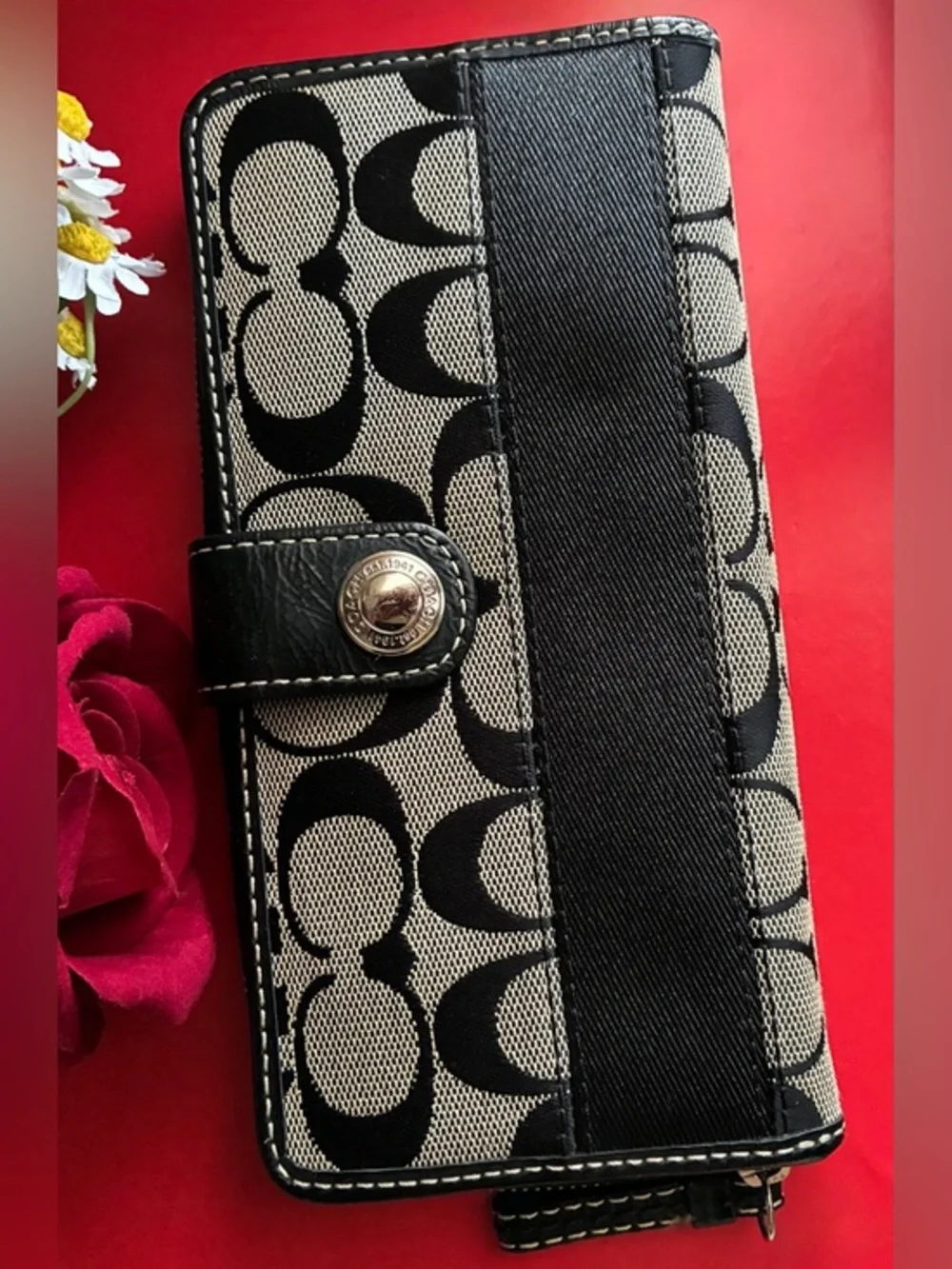 Coach Black and Cream Signature Snap Wallet